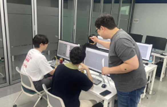 LINC 3.0 패션오너먼트 프로토타입 구현을 위한 3D 모델링 산업체 재직자 교육과정 진행